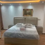 السكن الفاخر